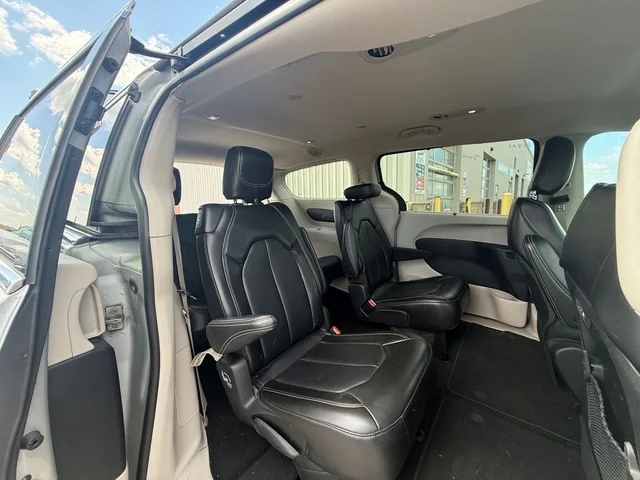SEMINUEVOS CHRYSLER Pacifica a Estados en autogozo