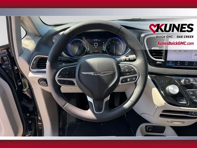 SEMINUEVOS CHRYSLER Pacifica a Estados en autogozo