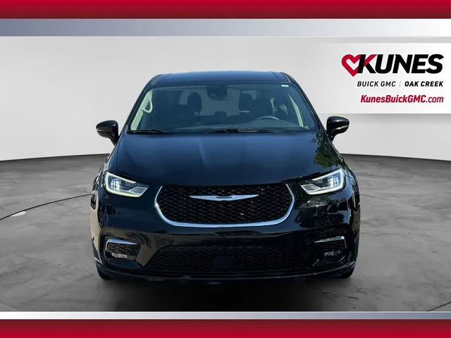 SEMINUEVOS CHRYSLER Pacifica a Estados en autogozo