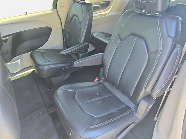 SEMINUEVOS CHRYSLER Pacifica a Estados en autogozo
