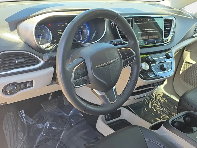 SEMINUEVOS CHRYSLER Pacifica a Estados en autogozo