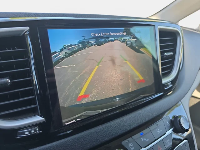 SEMINUEVOS CHRYSLER Pacifica a Estados en autogozo