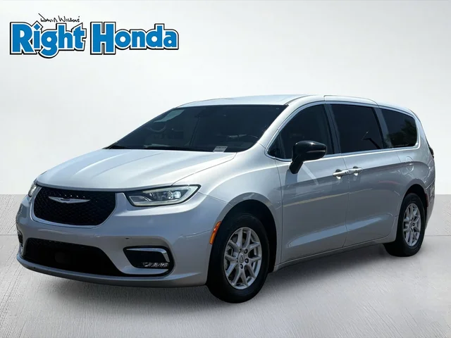 SEMINUEVOS CHRYSLER Pacifica a Estados en autogozo