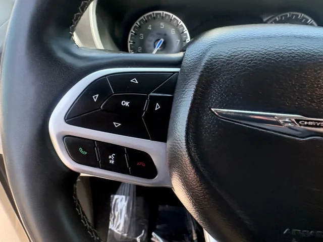 SEMINUEVOS CHRYSLER Pacifica a Estados en autogozo