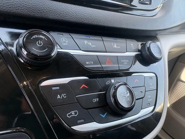 SEMINUEVOS CHRYSLER Pacifica a Estados en autogozo