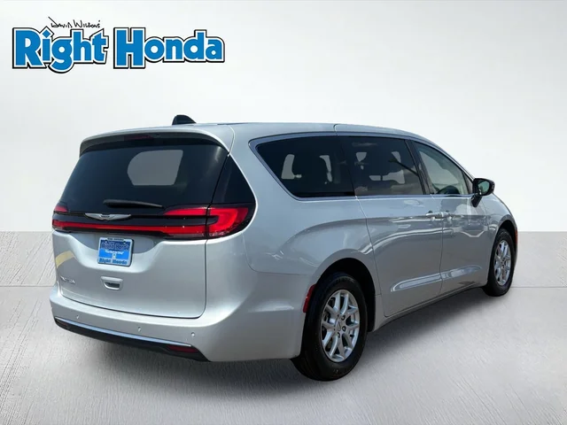 SEMINUEVOS CHRYSLER Pacifica a Estados en autogozo