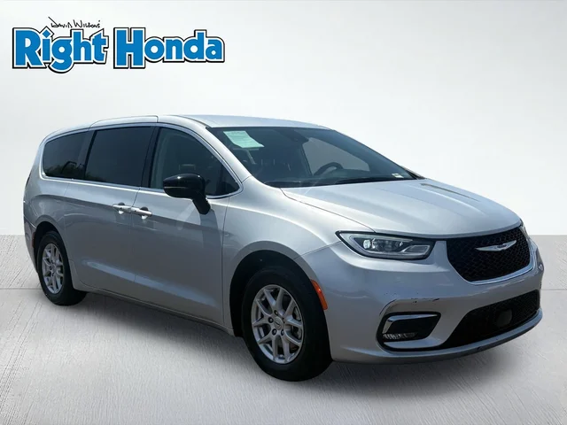 SEMINUEVOS CHRYSLER Pacifica a Estados en autogozo