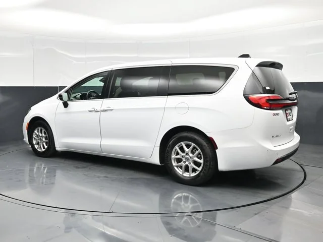 SEMINUEVOS CHRYSLER Pacifica a Estados en autogozo