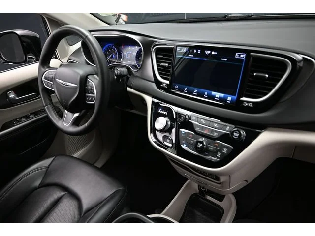 SEMINUEVOS CHRYSLER Pacifica a Estados en autogozo