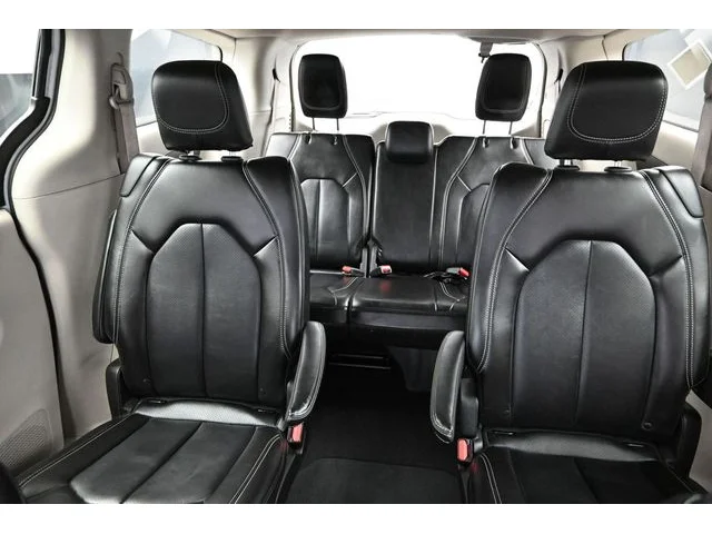 SEMINUEVOS CHRYSLER Pacifica a Estados en autogozo