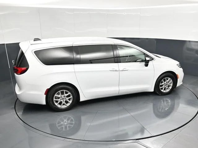 SEMINUEVOS CHRYSLER Pacifica a Estados en autogozo