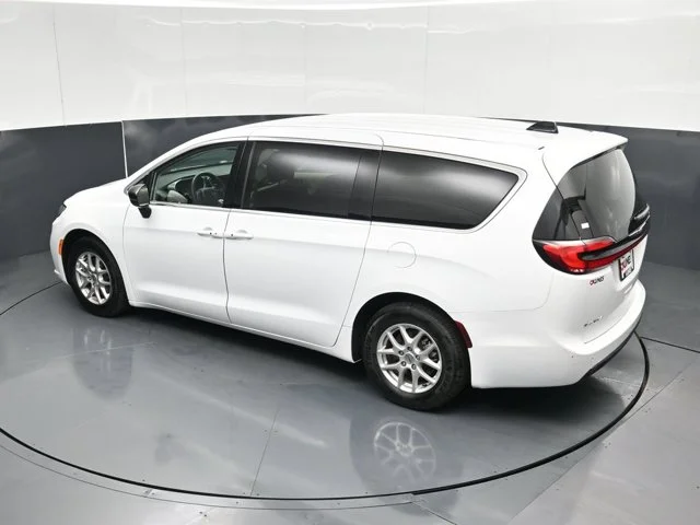 SEMINUEVOS CHRYSLER Pacifica a Estados en autogozo