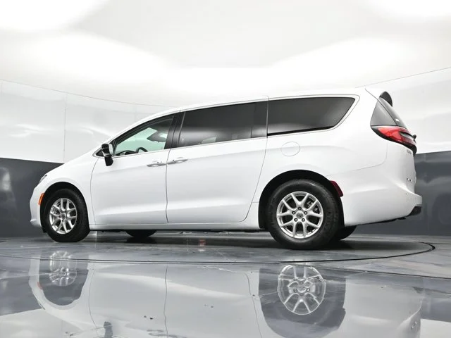 SEMINUEVOS CHRYSLER Pacifica a Estados en autogozo