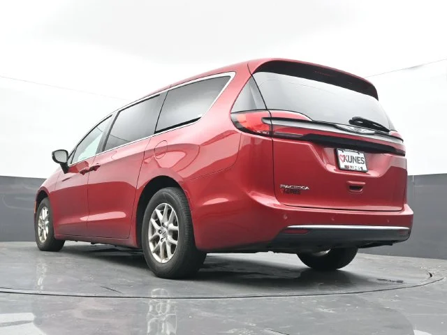 SEMINUEVOS CHRYSLER Pacifica a Estados en autogozo