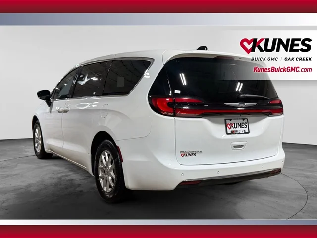 SEMINUEVOS CHRYSLER Pacifica a Estados en autogozo