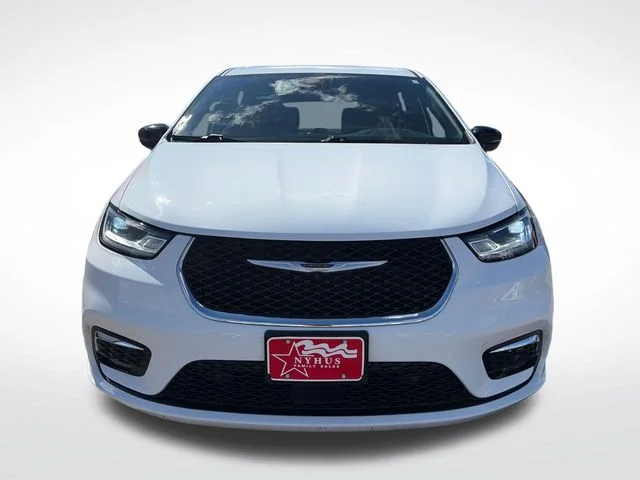SEMINUEVOS CHRYSLER Pacifica a Estados en autogozo