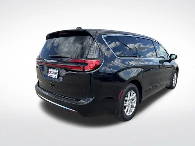 SEMINUEVOS CHRYSLER Pacifica a Estados en autogozo