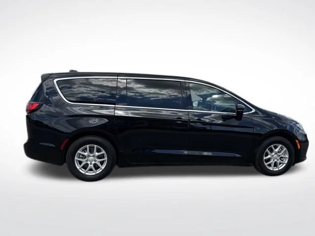SEMINUEVOS CHRYSLER Pacifica a Estados en autogozo