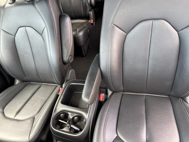 SEMINUEVOS CHRYSLER Pacifica a Estados en autogozo