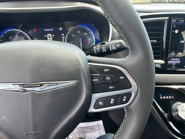 SEMINUEVOS CHRYSLER Pacifica a Estados en autogozo