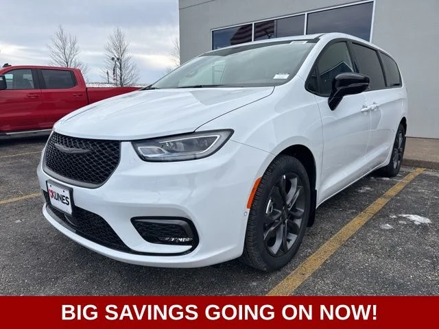 Nuevos CHRYSLER PACIFICA à Estados chez autogozo