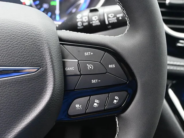 Nuevos CHRYSLER PACIFICA à Estados chez autogozo