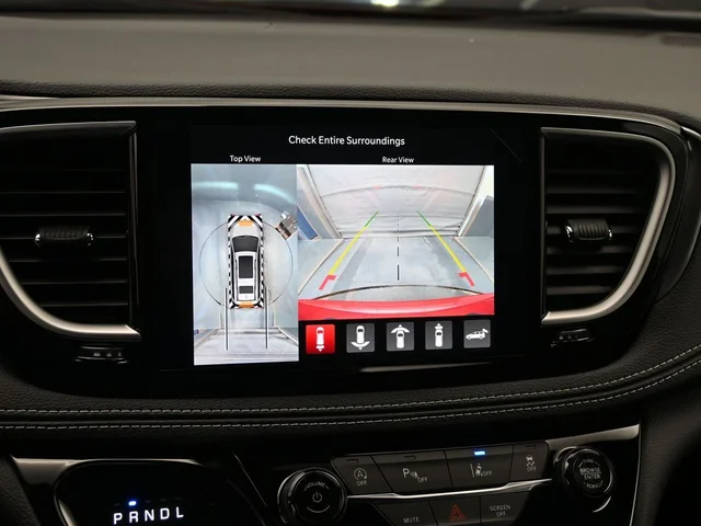 Nuevos CHRYSLER PACIFICA à Estados chez autogozo