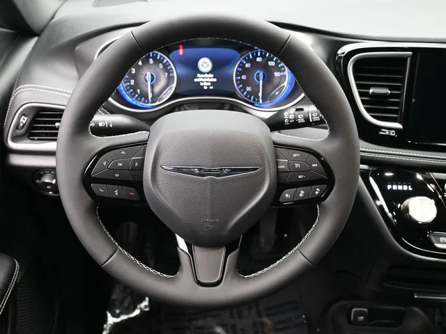 Nuevos CHRYSLER PACIFICA à Estados chez autogozo