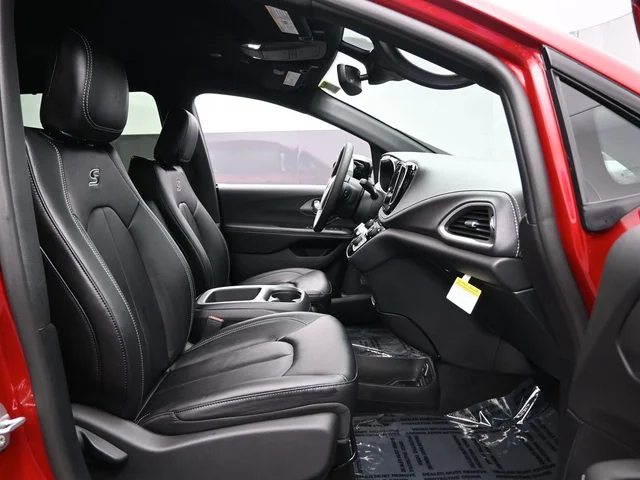 Nuevos CHRYSLER PACIFICA à Estados chez autogozo