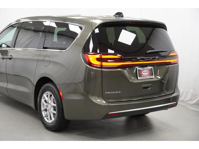 Nuevos CHRYSLER PACIFICA à Estados chez autogozo