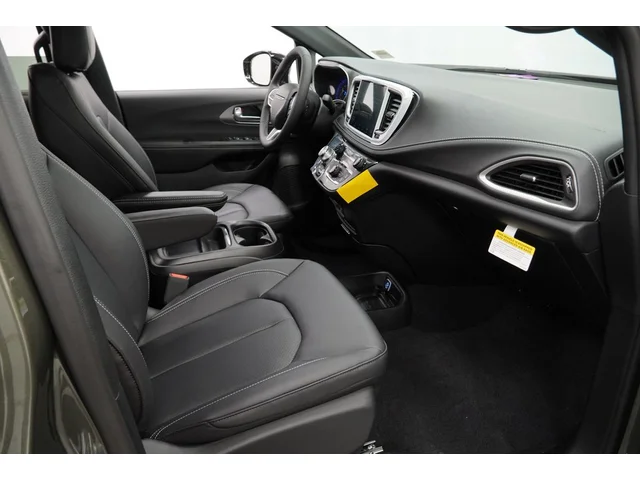 Nuevos CHRYSLER PACIFICA à Estados chez autogozo