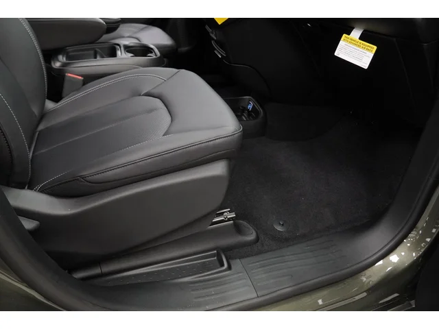 Nuevos CHRYSLER PACIFICA à Estados chez autogozo