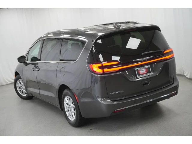 SEMINUEVOS CHRYSLER Pacifica a Estados en autogozo