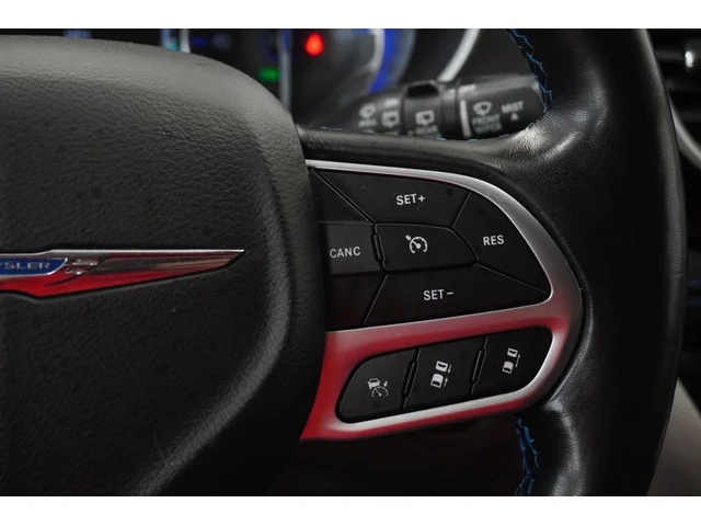 SEMINUEVOS CHRYSLER Pacifica a Estados en autogozo