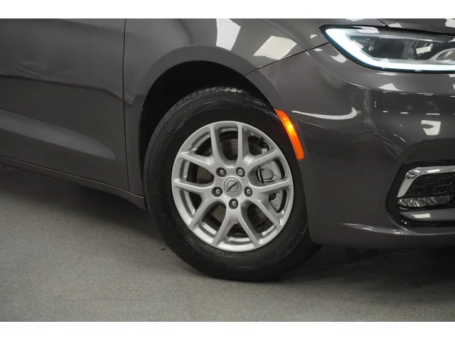 SEMINUEVOS CHRYSLER Pacifica a Estados en autogozo
