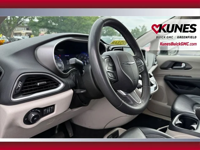 SEMINUEVOS CHRYSLER Pacifica a Estados en autogozo
