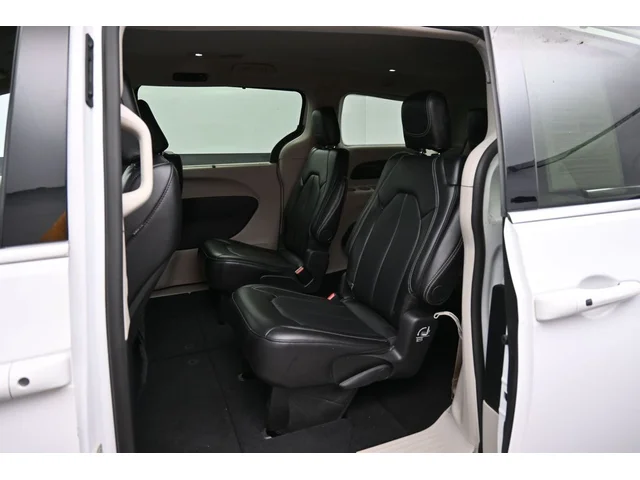 SEMINUEVOS CHRYSLER Pacifica a Estados en autogozo