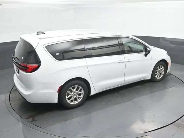 SEMINUEVOS CHRYSLER Pacifica a Estados en autogozo