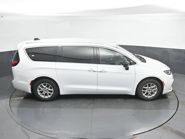 SEMINUEVOS CHRYSLER Pacifica a Estados en autogozo