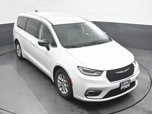 SEMINUEVOS CHRYSLER Pacifica a Estados en autogozo