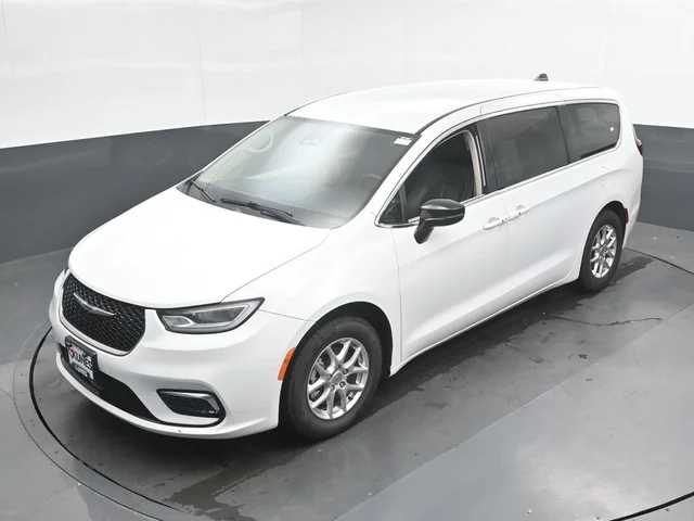 SEMINUEVOS CHRYSLER Pacifica a Estados en autogozo