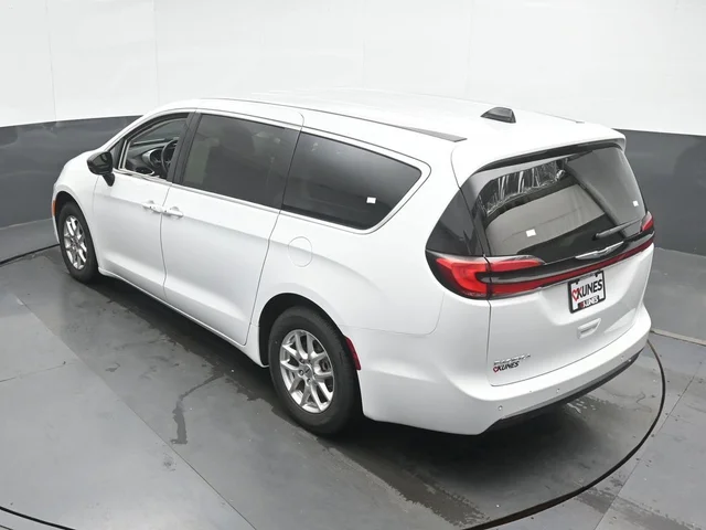 SEMINUEVOS CHRYSLER Pacifica a Estados en autogozo