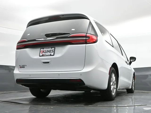 SEMINUEVOS CHRYSLER Pacifica a Estados en autogozo