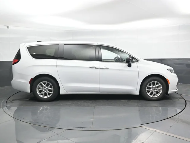SEMINUEVOS CHRYSLER Pacifica a Estados en autogozo