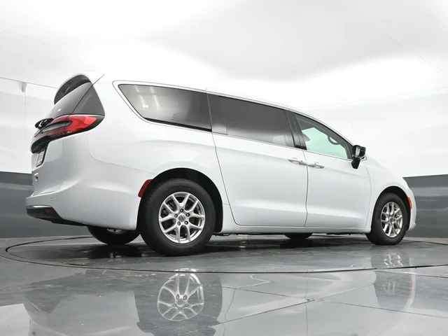 SEMINUEVOS CHRYSLER Pacifica a Estados en autogozo