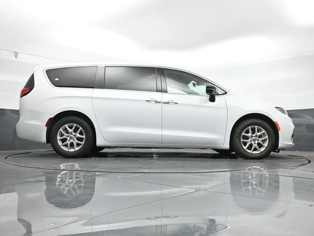 SEMINUEVOS CHRYSLER Pacifica a Estados en autogozo