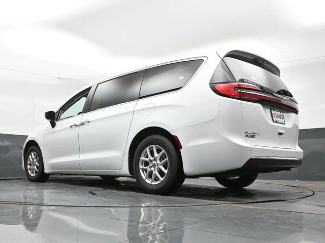 SEMINUEVOS CHRYSLER Pacifica a Estados en autogozo