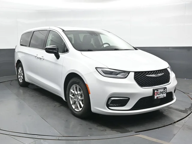 SEMINUEVOS CHRYSLER Pacifica a Estados en autogozo