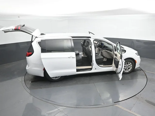 SEMINUEVOS CHRYSLER Pacifica a Estados en autogozo