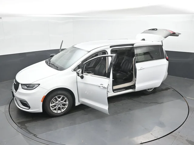 SEMINUEVOS CHRYSLER Pacifica a Estados en autogozo